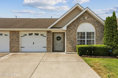 Photo of 611 High Point Way, Knoxville, TN 37912 (MLS # 1345453)