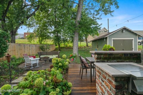 Tiny photo for 1231 Luttrell St, Knoxville, TN 37917 (MLS # 1310179)