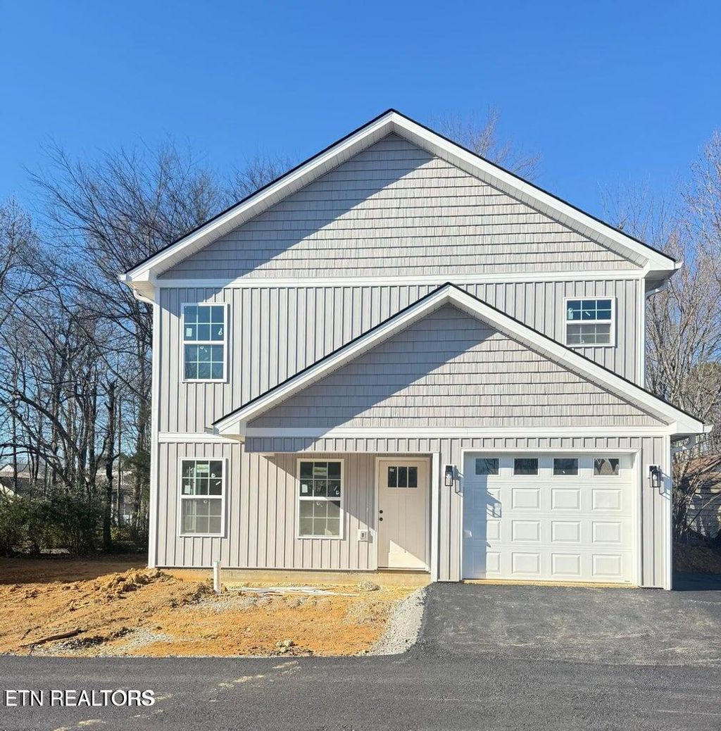 Photo of 101110 Ken Lewis Way, Maryville, TN 37801 (MLS # 1324091)