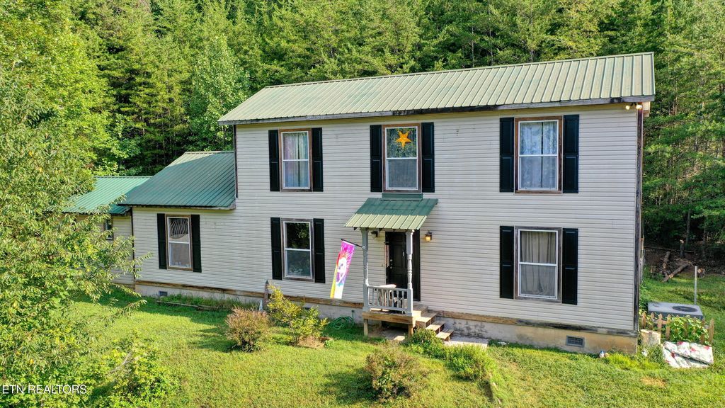 Photo of 4610 Hickory Valley Rd, Heiskell, TN 37754 (MLS # 1332710)