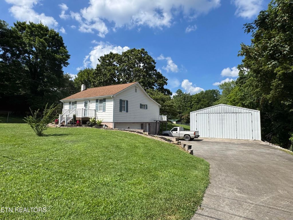 Photo of 6640 Kern Rd, Knoxville, TN 37918 (MLS # 1317410)