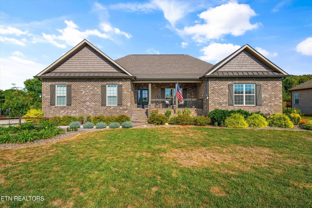 Photo of 613 Majestic Mtns Blvd, Walland, TN 37886 (MLS # 1356611)