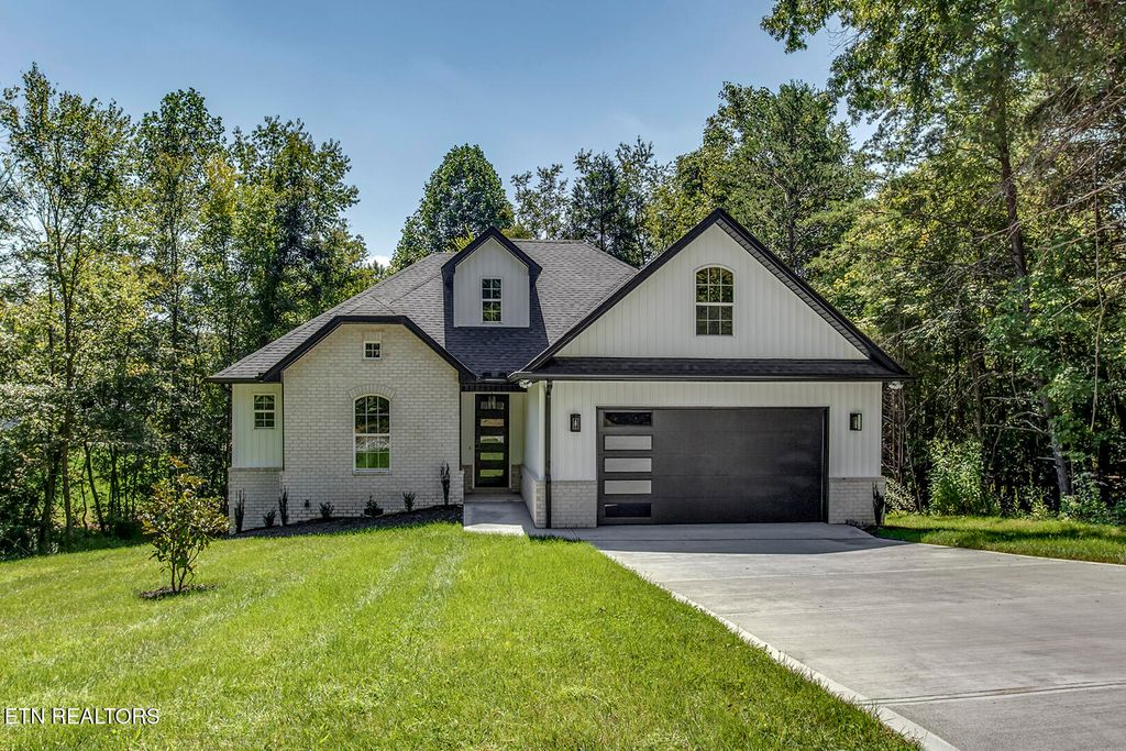 Photo of 108 Oostagala Drive, Loudon, TN 37774 (MLS # 1316006)