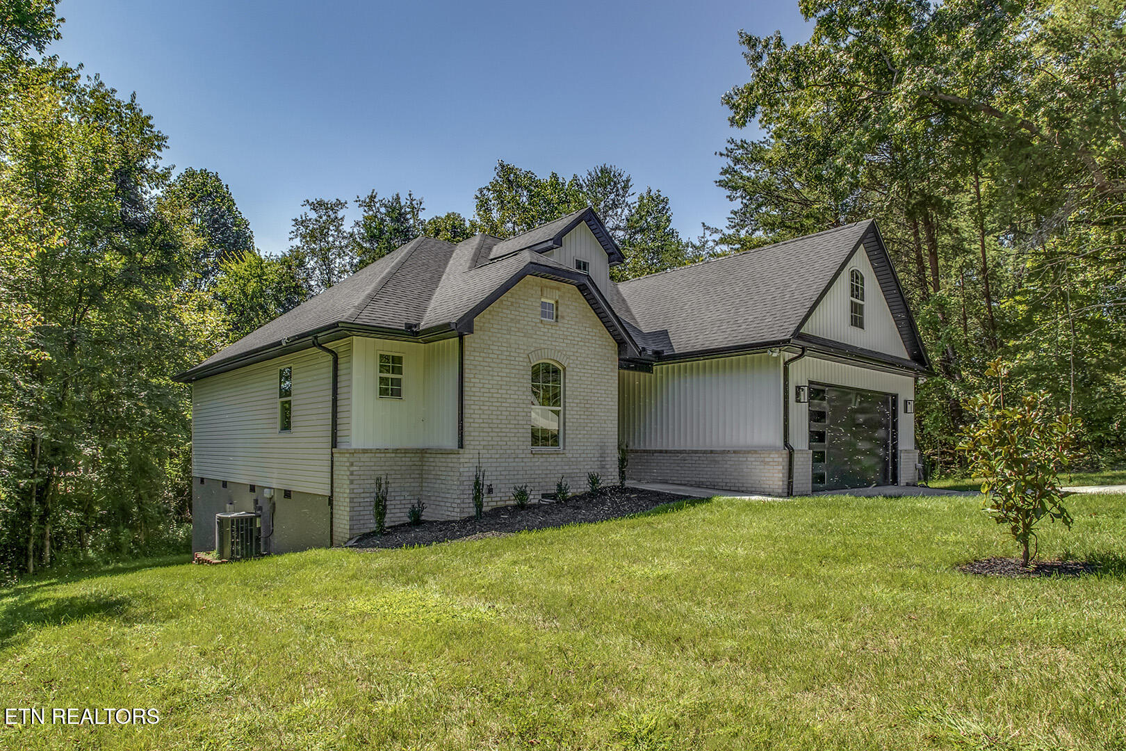 108 Oostagala Drive