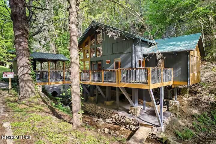 Photo of 2645 Black Walnut Flats Rd, Sevierville, TN 37862 (MLS # 1356005)