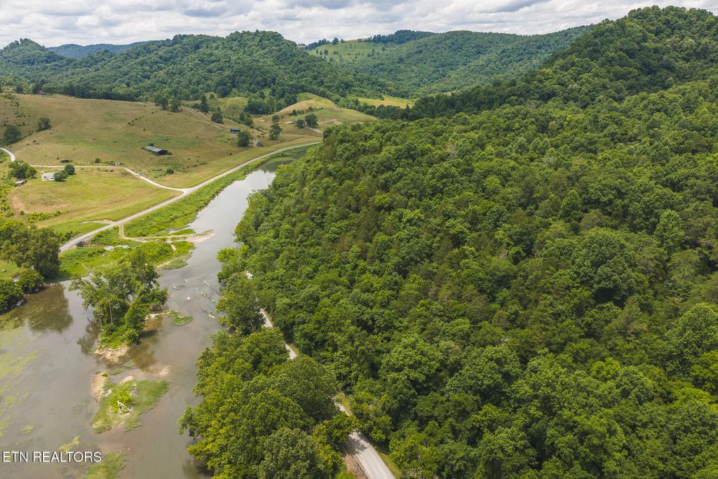 Photo of 150 Big Springs Rd, Eidson, TN 37731 (MLS # 1345322)