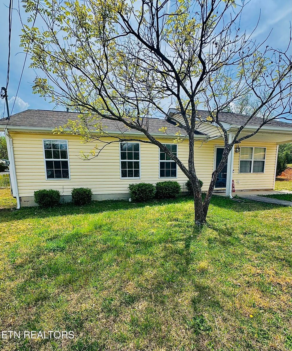 Photo of 6800 September Lane, Knoxville, TN 37924 (MLS # 1335394)