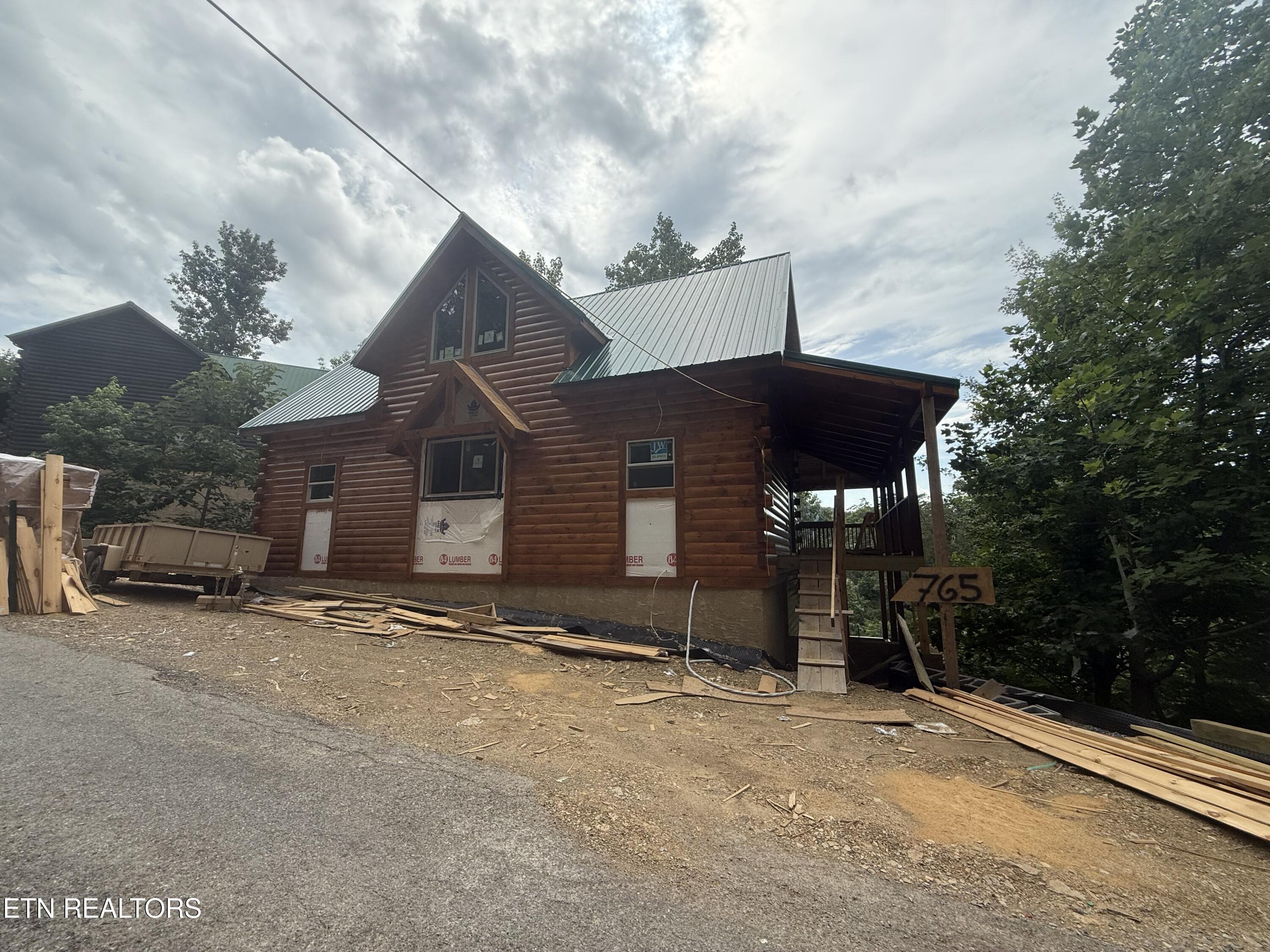 775 Chickasaw Gap Way