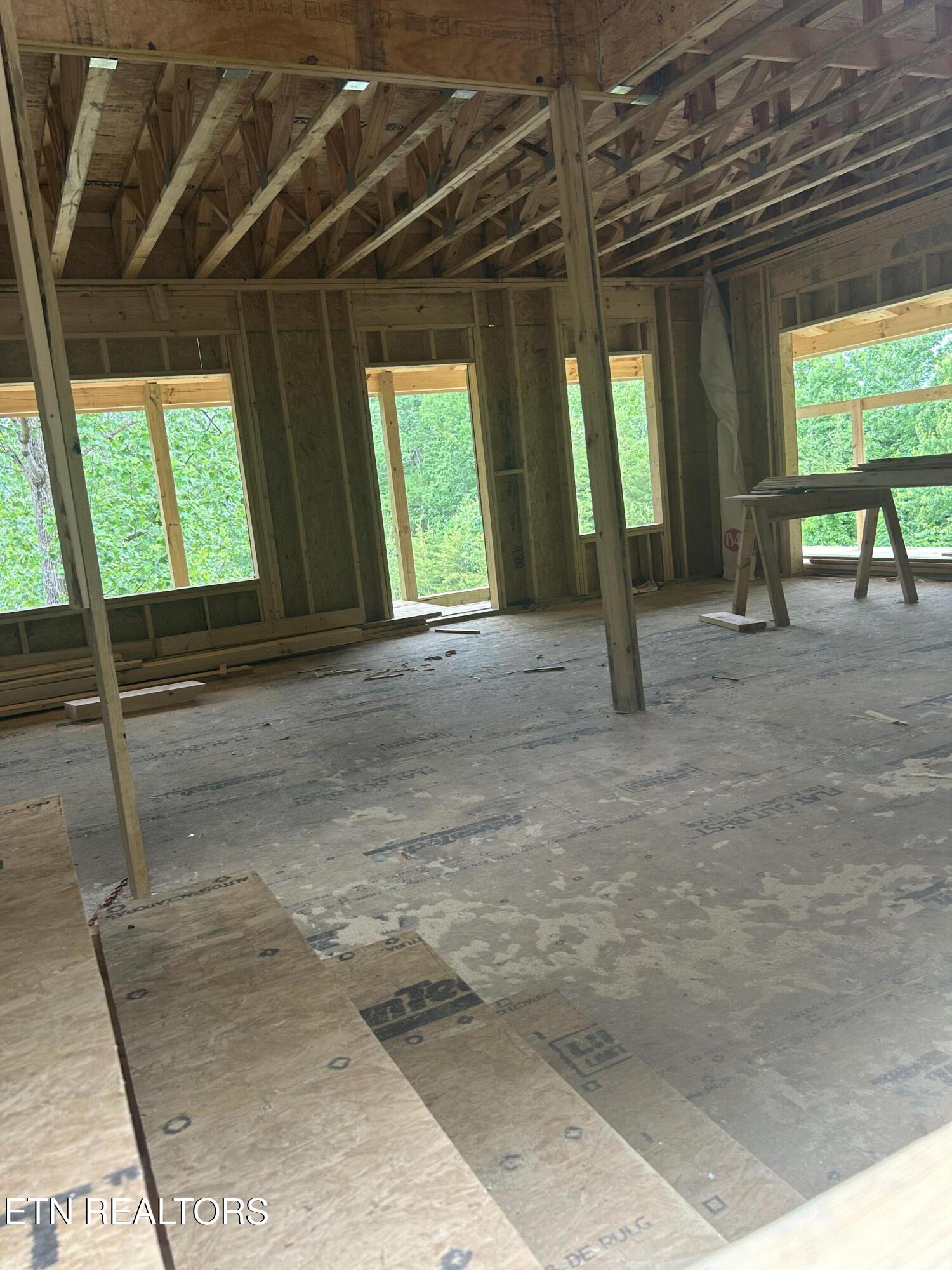 775 Chickasaw Gap Way