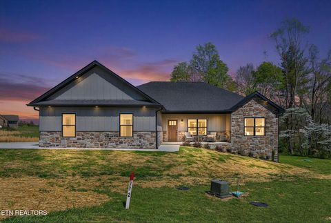 Photo of 227 Suzie Court, Crossville, TN 38555 (MLS # 1336963)