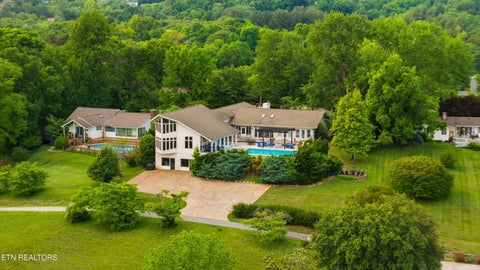 Photo of 1266 Lakeview Drive, Dandridge, TN 37725 (MLS # 1355612)