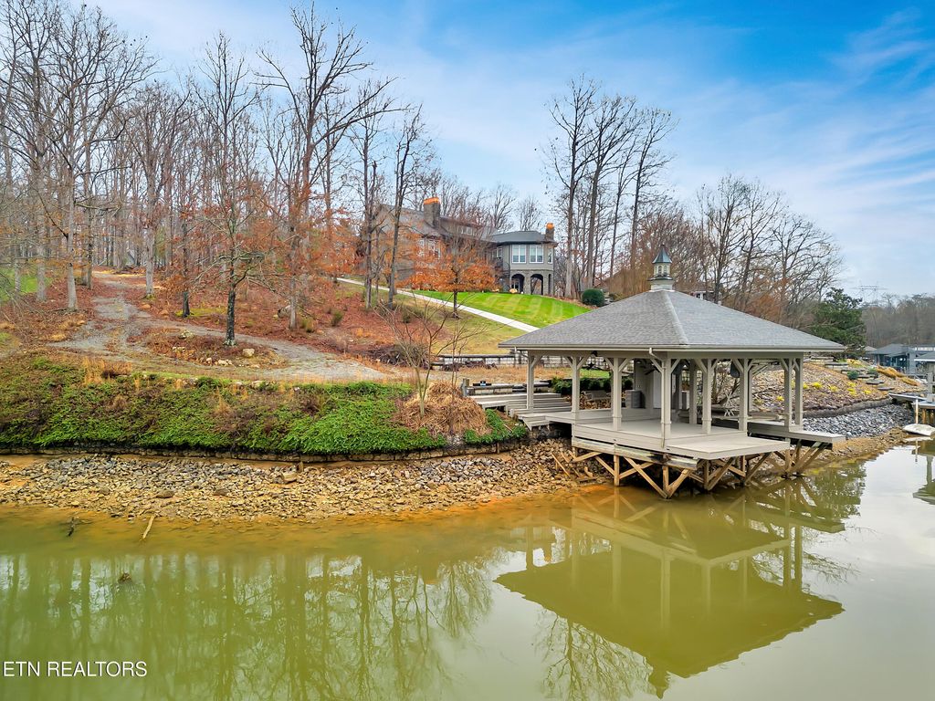 Photo of 927 Windridge Rd, Friendsville, TN 37737 (MLS # 1313394)