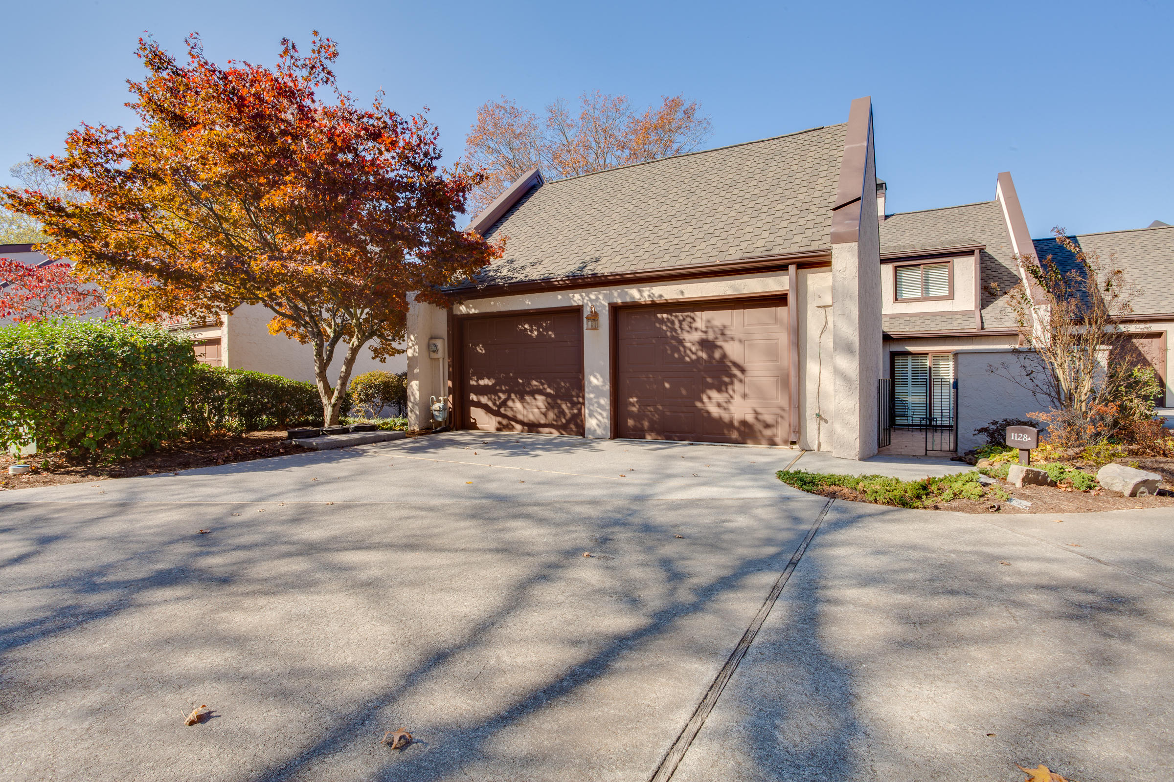 Photo 1 of 39 — 1128 Bordeaux Circle 1128, Knoxville, TN 37919