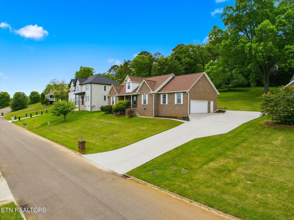 Photo of 7907 Scenic View Drive, Knoxville, TN 37938 (MLS # 1340185)