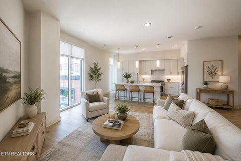 Tiny photo for 122 Stadium Way #301, Knoxville, TN 37915 (MLS # 1326192)