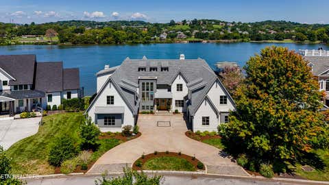 Photo of 1421 Charlottesville Blvd, Knoxville, TN 37922 (MLS # 1348209)