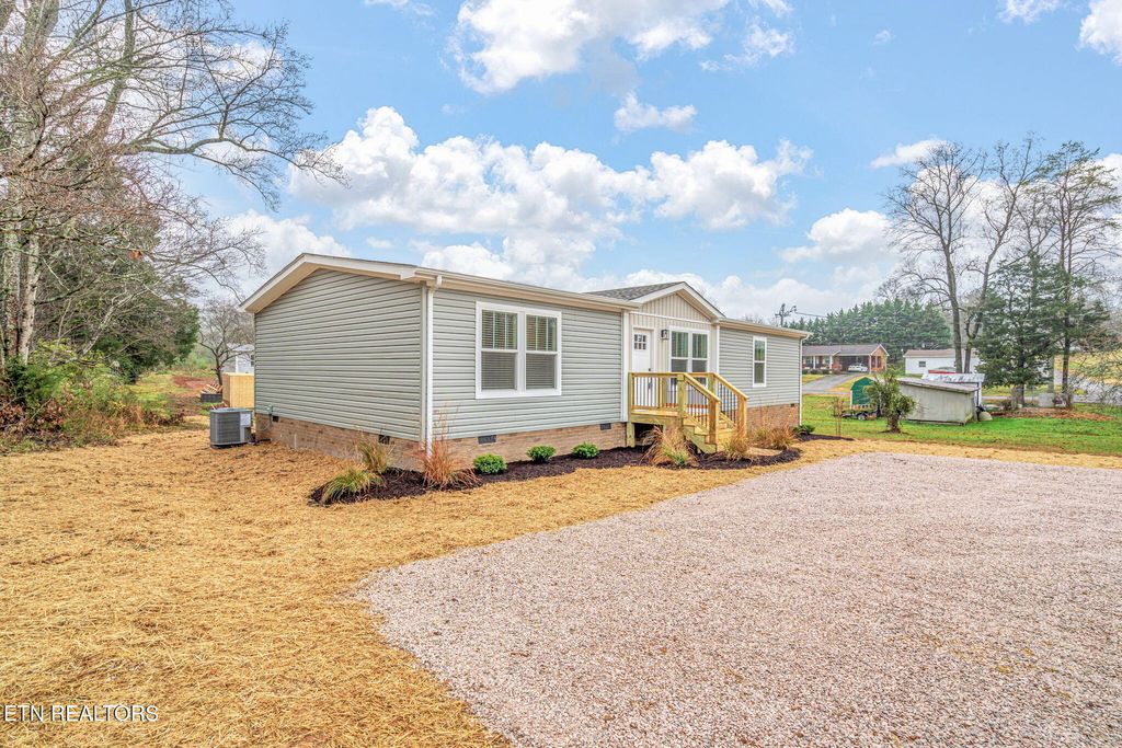 Photo of 503 Pine St, Blaine, TN 37709 (MLS # 1322718)