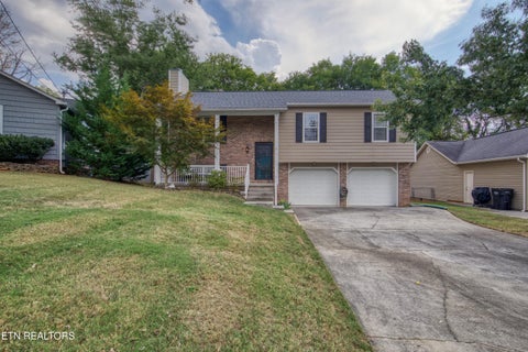 Photo of 728 Summerdale Drive, Knoxville, TN 37934 (MLS # 1356189)