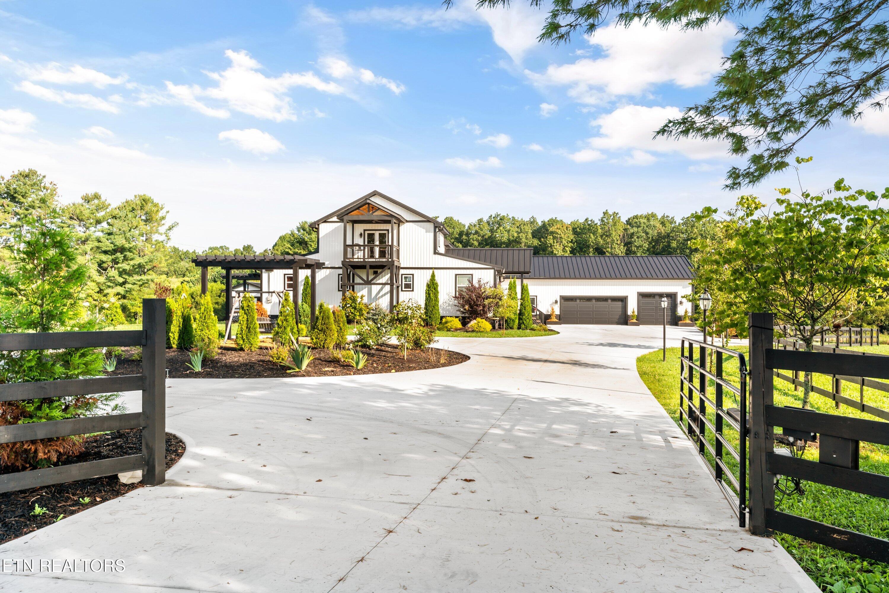 3358 Plateau Rd