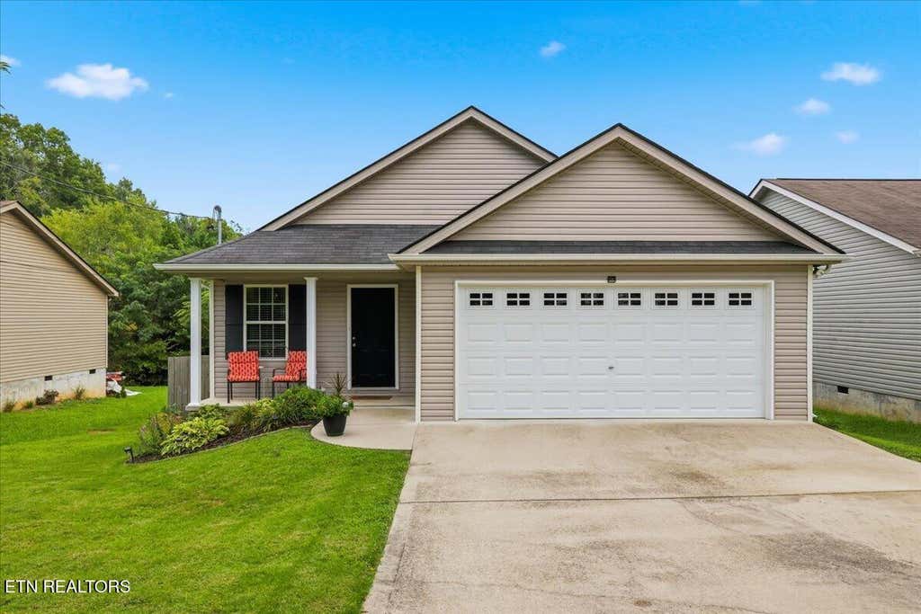 Photo of 5914 Creekhead Drive, Knoxville, TN 37909 (MLS # 1348887)
