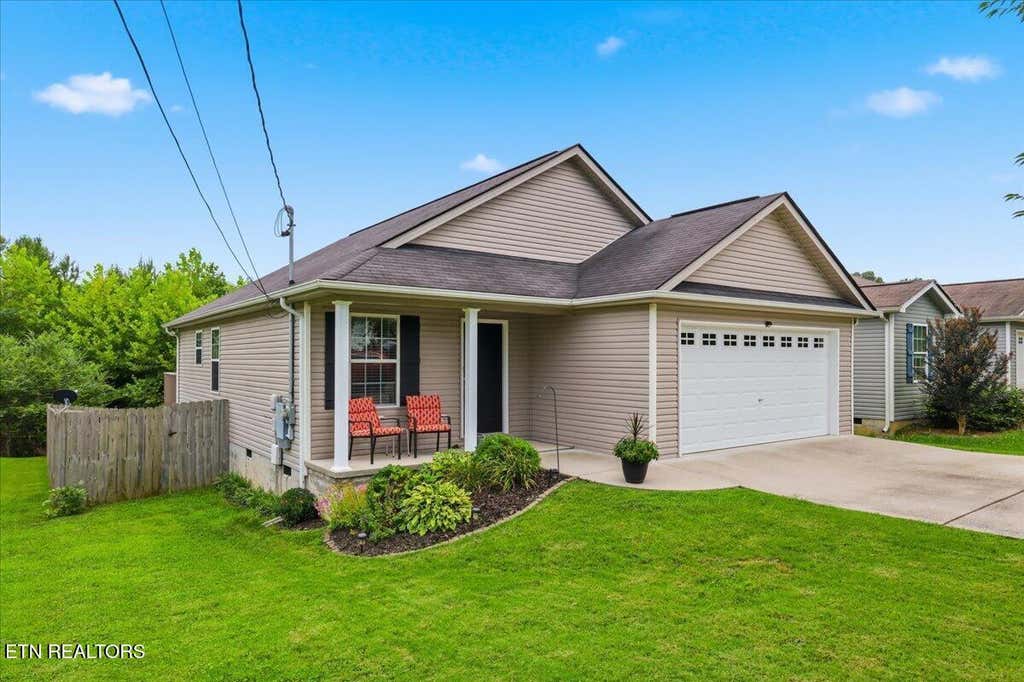 Photo of 5914 Creekhead Drive, Knoxville, TN 37909 (MLS # 1348887)