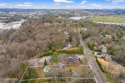 Tiny photo for 3823 Kingston Pike, Knoxville, TN 37919 (MLS # 1327785)