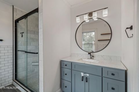 Tiny photo for 3823 Kingston Pike, Knoxville, TN 37919 (MLS # 1327785)