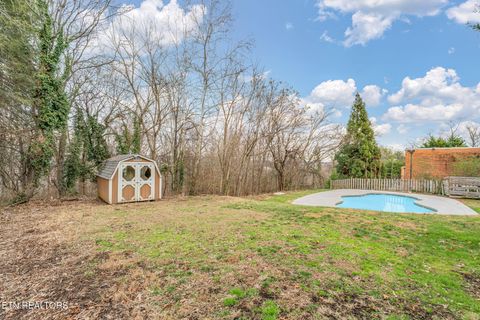 Tiny photo for 3823 Kingston Pike, Knoxville, TN 37919 (MLS # 1327785)
