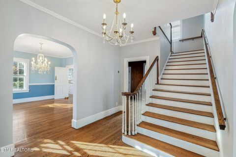 Tiny photo for 3823 Kingston Pike, Knoxville, TN 37919 (MLS # 1327785)