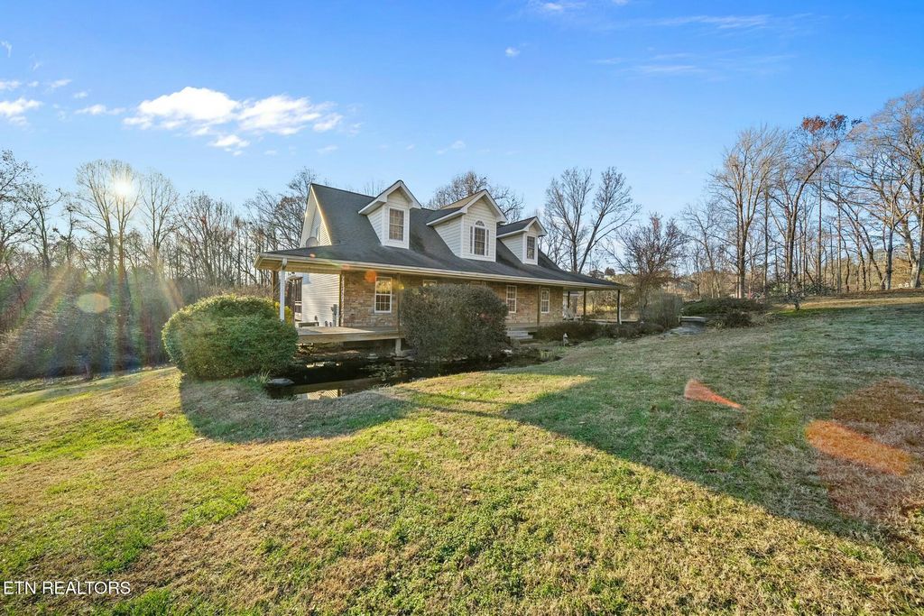 Photo of 8345 Cliff Ridge Court, Corryton, TN 37721 (MLS # 1295480)