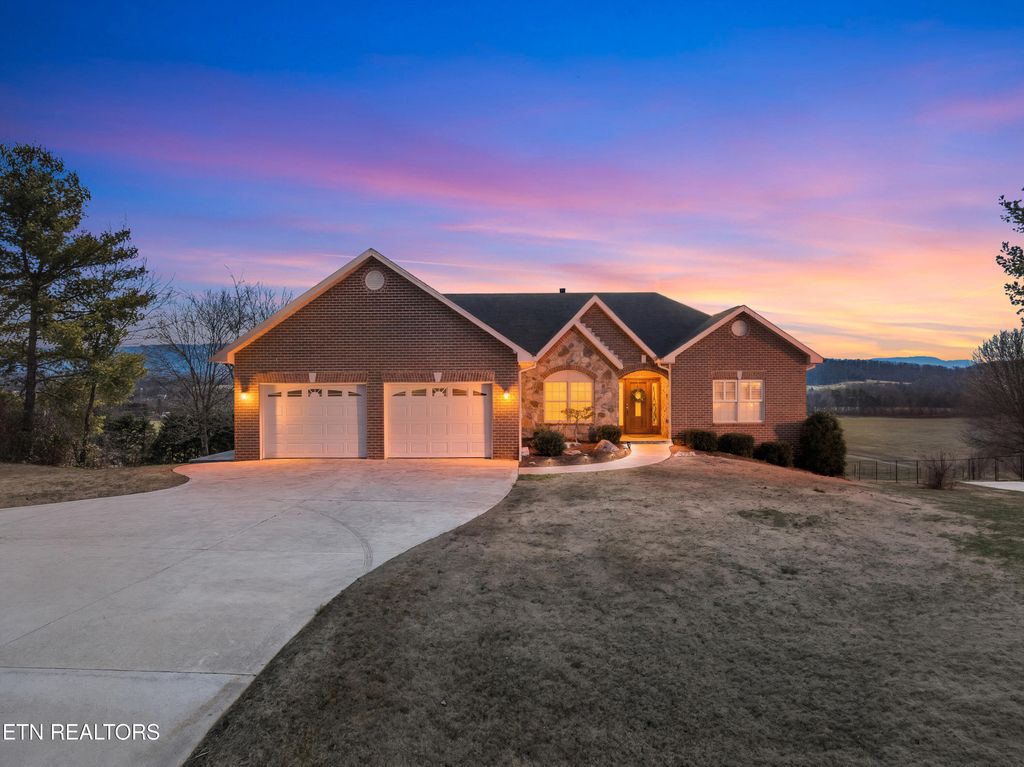 Photo of 4724 Old Niles Ferry Rd, Maryville, TN 37801 (MLS # 1330576)