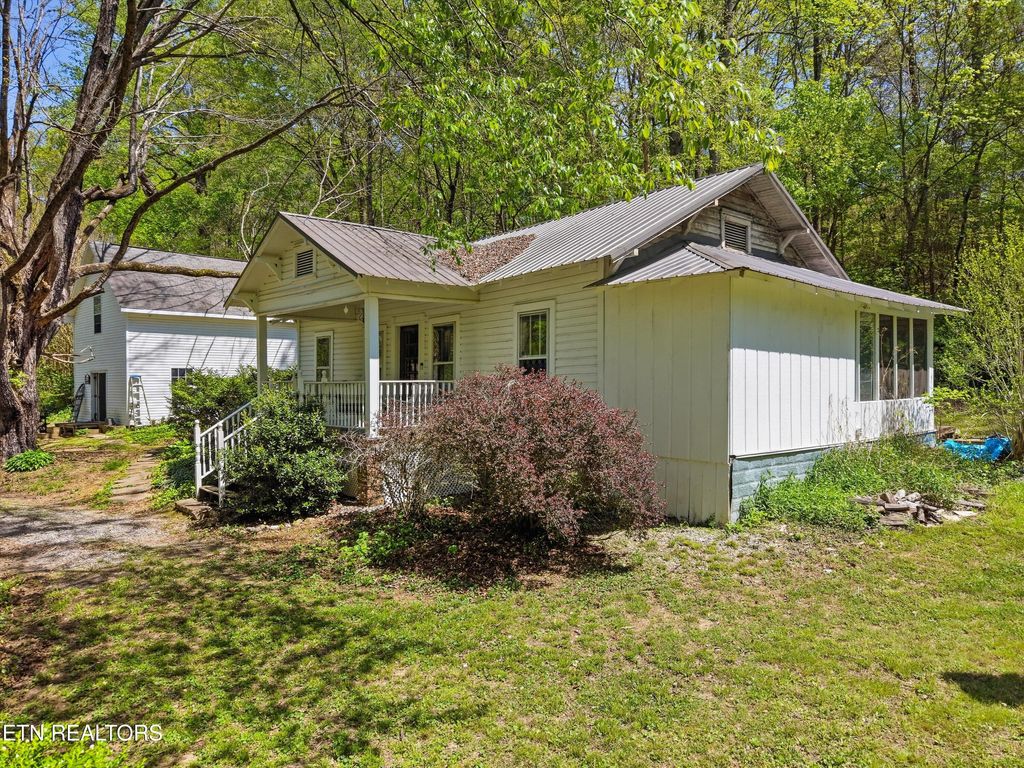 Photo of 315 Laurel Hollow Rd, Clinton, TN 37716 (MLS # 1336713)