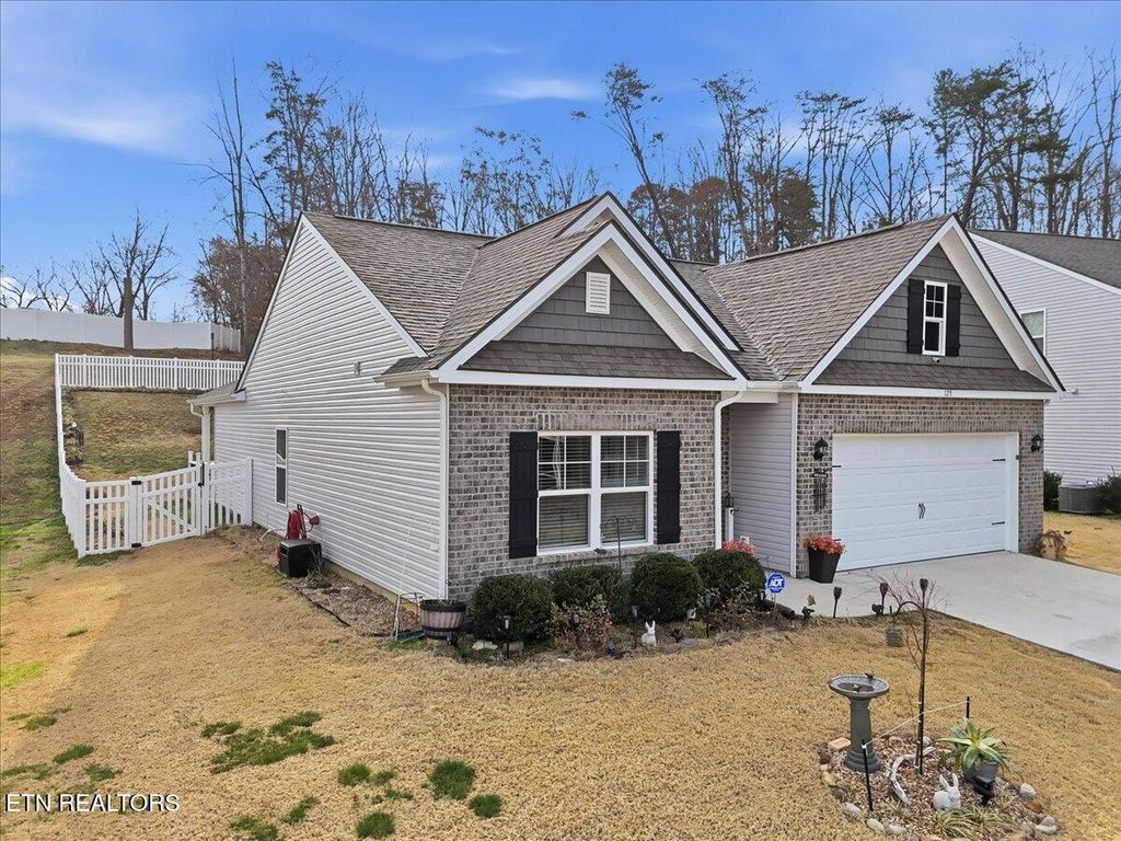 Photo of 125 Colts Tr, Maryville, TN 37803 (MLS # 1331241)