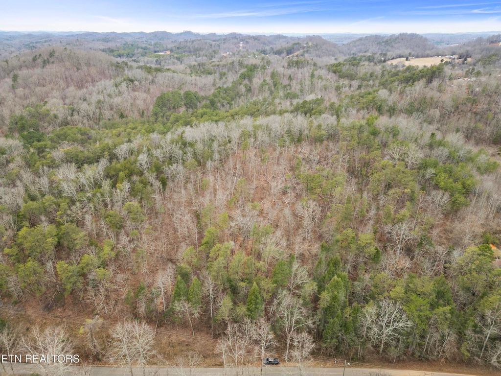 Photo of 3940 Allegheny Loop Rd, Maryville, TN 37803 (MLS # 1328540)