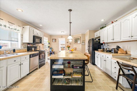 Tiny photo for 2940 Grave Hill Rd, Oneida, TN 37841 (MLS # 1330530)