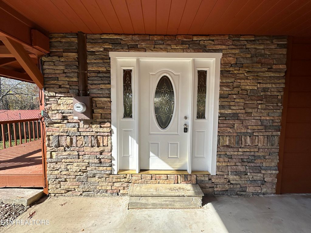 Photo of 120 Jackson Drive, Harriman, TN 37748 (MLS # 1282226)