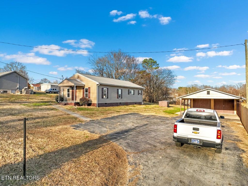 Photo of 950 US-25E, White Pine, TN 37890 (MLS # 1252342)