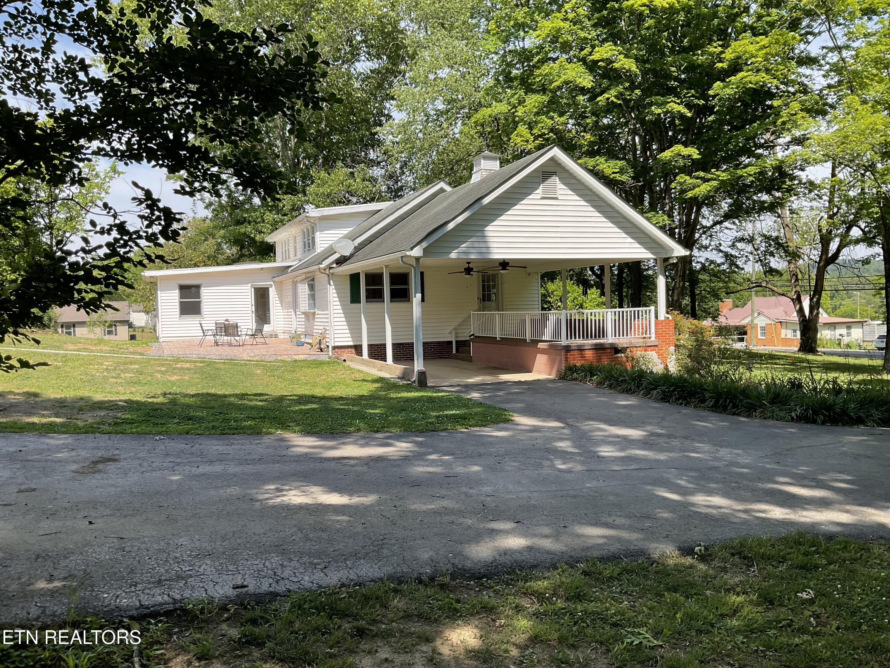 328 Ridgeview Drive