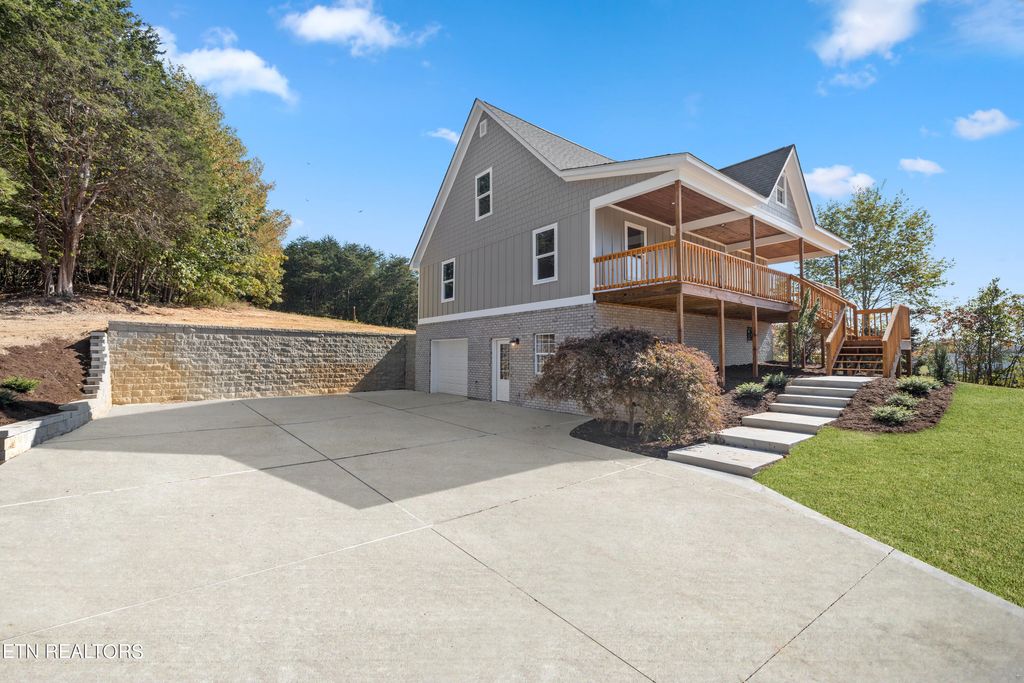 Photo of 144 Graham Rd, Blaine, TN 37709 (MLS # 1241998)