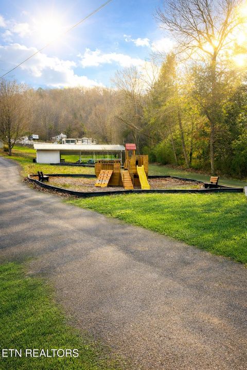 Tiny photo for 94 Highway 73, Townsend, TN 37882 (MLS # 1335861)