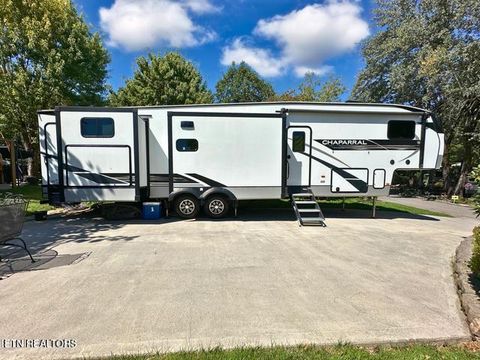 Tiny photo for 94 Highway 73, Townsend, TN 37882 (MLS # 1335861)