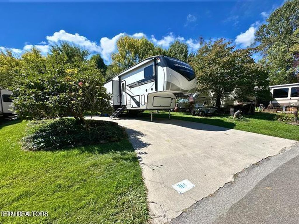 Photo of 94 Highway 73, Townsend, TN 37882 (MLS # 1335861)