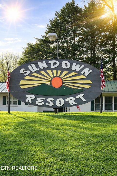 Tiny photo for 94 Highway 73, Townsend, TN 37882 (MLS # 1335861)