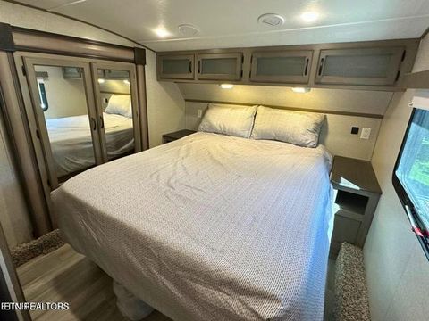 Tiny photo for 94 Highway 73, Townsend, TN 37882 (MLS # 1335861)