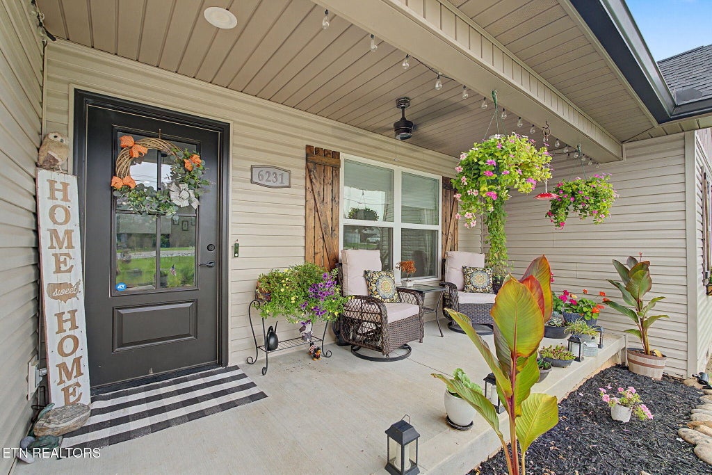Photo of 6231 Lanier Rd, Maryville, TN 37801 (MLS # 1352625)