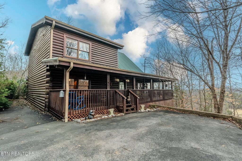 Photo of 1038 Willard Way, Sevierville, TN 37876 (MLS # 1325908)