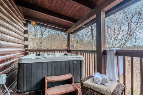 Tiny photo for 1038 Willard Way, Sevierville, TN 37876 (MLS # 1325908)