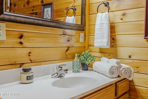 Tiny photo for 1038 Willard Way, Sevierville, TN 37876 (MLS # 1325908)