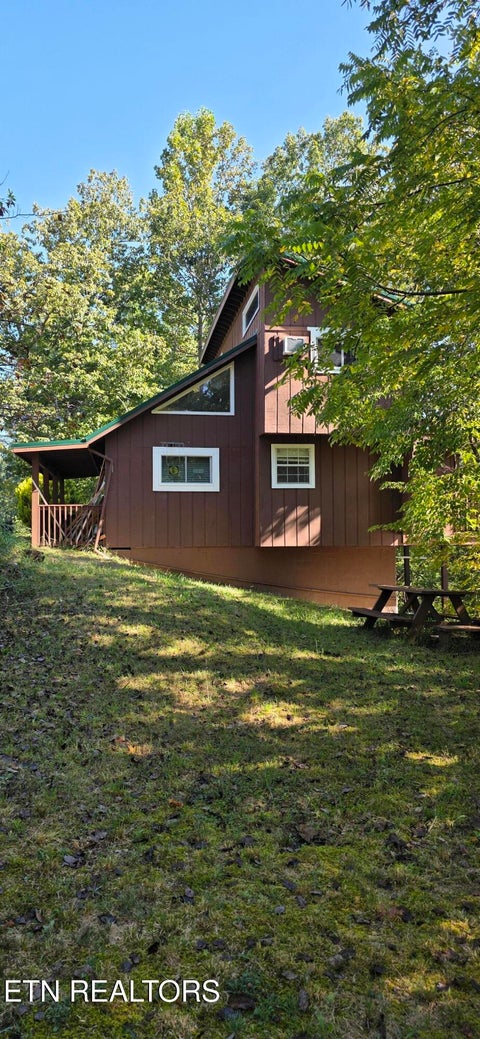 Tiny photo for 829 W Gold Dust Drive, Pigeon Forge, TN 37863 (MLS # 1357533)