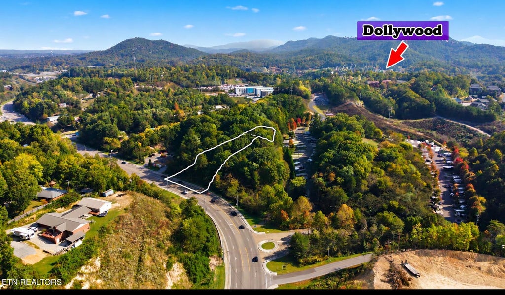 Photo of 2969 Veterans Blvd, Pigeon Forge, TN 37863 (MLS # 1359486)